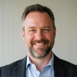 Portret Tom Bakker